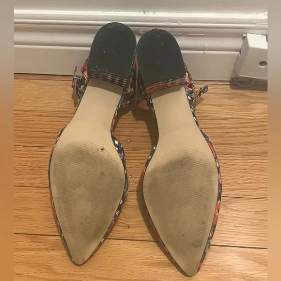 Call it Spring sandal - Picture 4 of 5